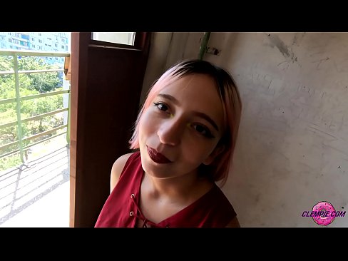 ❤️ სტუდენტური სენსუალი შთანთქავს უცნობს გარეუბანში - Cum On His Face ️ ანალური ვიდეო ჩვენთან ❌